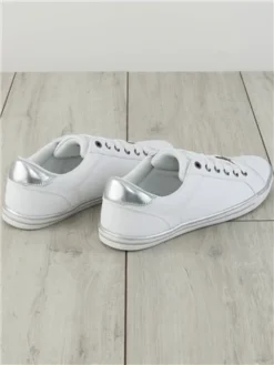 Lloyd & Pryce White Rosey Lace Up Trainers -Cheap Drape Dresses Store 28358 3