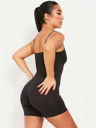 Missy Empire Black Sariah Ribbed Seamless Strappy Unitard 4 Missy Empire Black Sariah Ribbed Seamless Strappy Unitard - Image 4