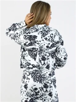 Saint Genies Cream / Black Pattern Satin Shirt -Cheap Drape Dresses Store 28877 3