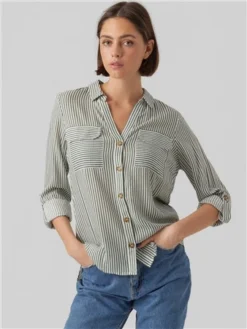 Veromoda Green / Laurel Wreath Bumpy Shirt